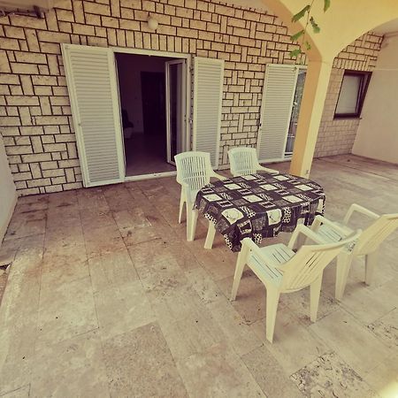 Haus Maro Apartment Supetarska Draga Bilik gambar