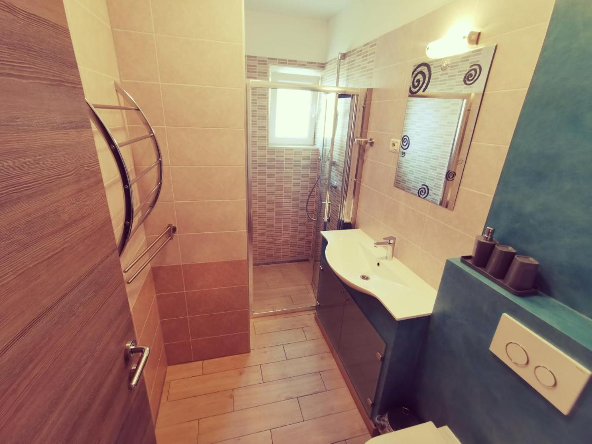 Haus Maro Apartment Supetarska Draga Luaran gambar