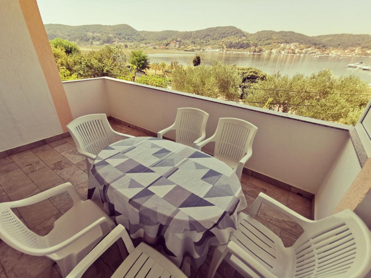 Haus Maro Apartment Supetarska Draga Luaran gambar